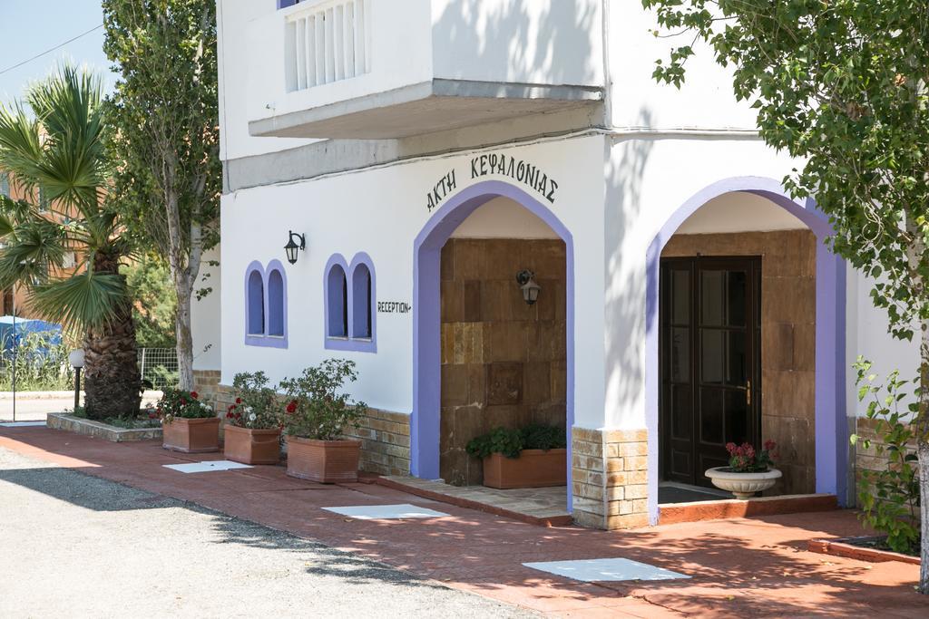 Kefalonia Beach Hotel & Bungalows Lixouri Exterior photo